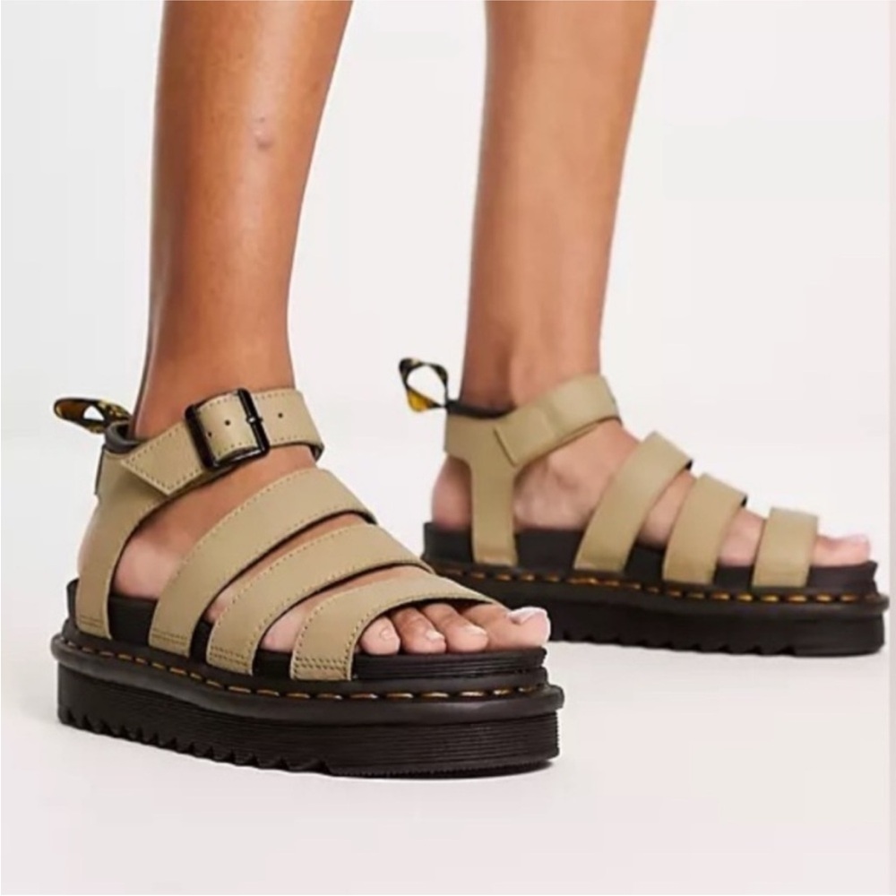 Dr. Martens Blair Platform Sandal (tan)
